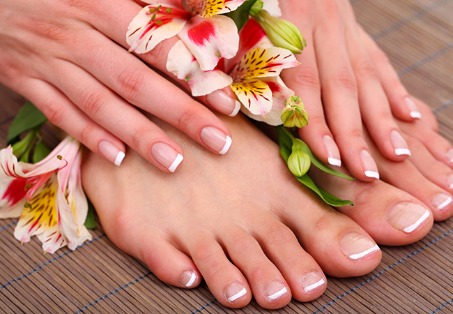 Classic manicure and pedicure services in Jaipur at Sovi Makeover